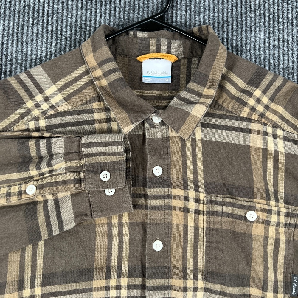 Columbia Shirt Mens XL Extra Large Brown Plaid Long Sleeve Button Up Outdoor